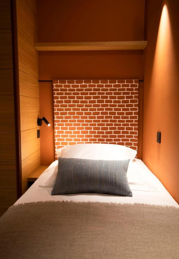 B-Lodge Boutique Hotel Louvain-la-Neuve Exterior photo